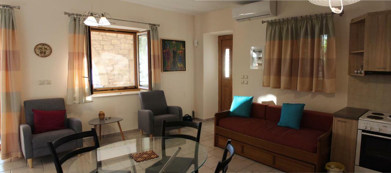 Olive Stonehouses Kalamata Exterior foto